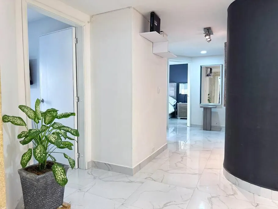 Lujoso Apartamento Cartagena El Laguito Apartment