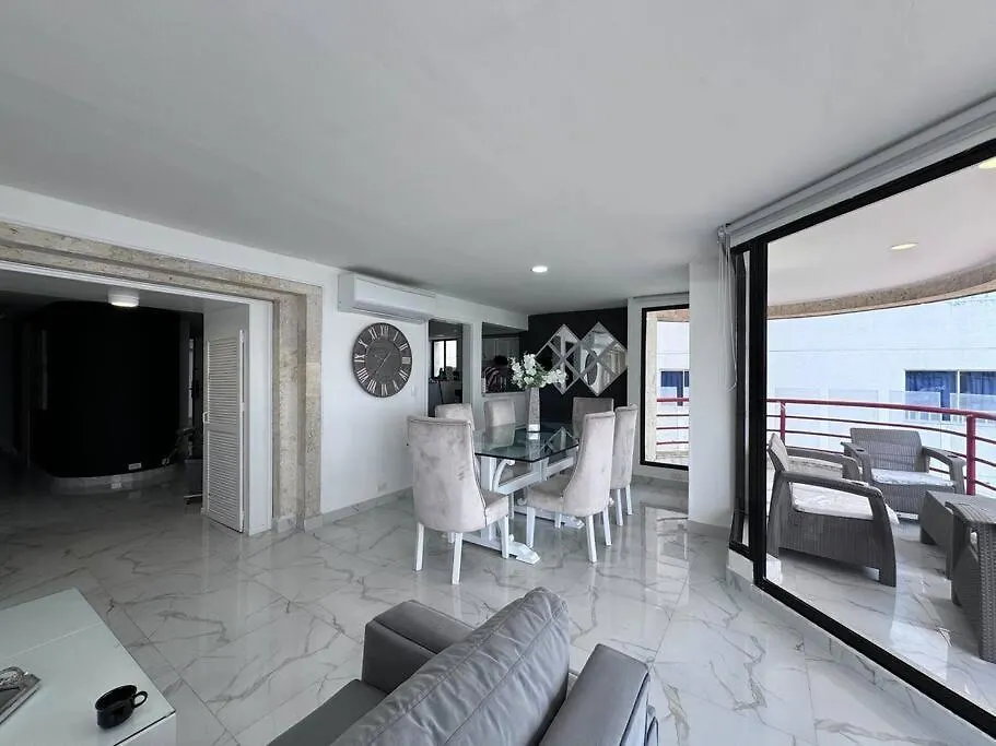 Lujoso Apartamento Cartagena El Laguito Colombia